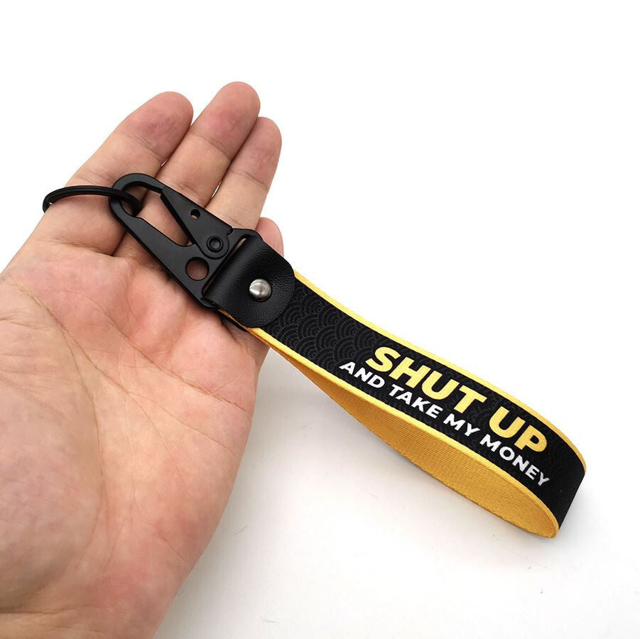 1-piece car keychain/key ring with lanyard, car accessories, Fortune Cat, suitable for Nissan .