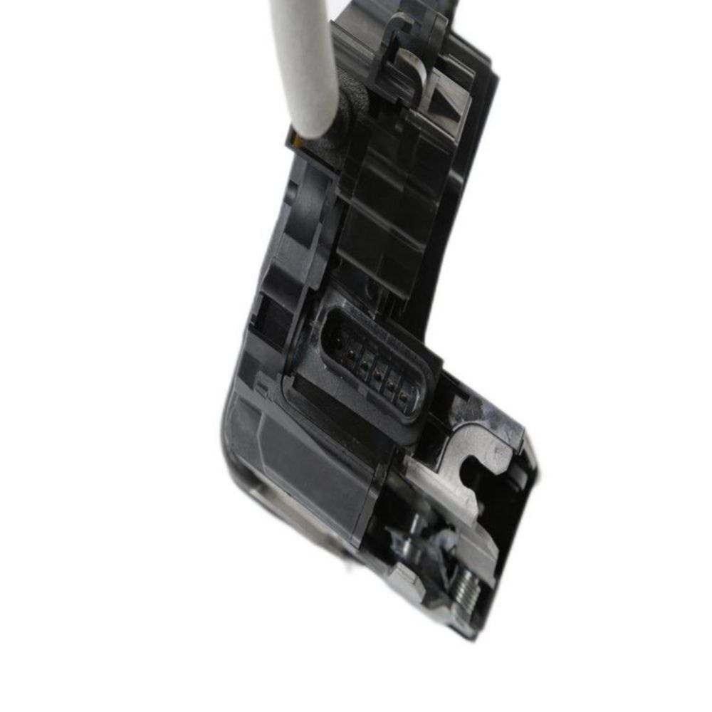 The front left door lock actuator motor is suitable for Mercedes-Benz X166.