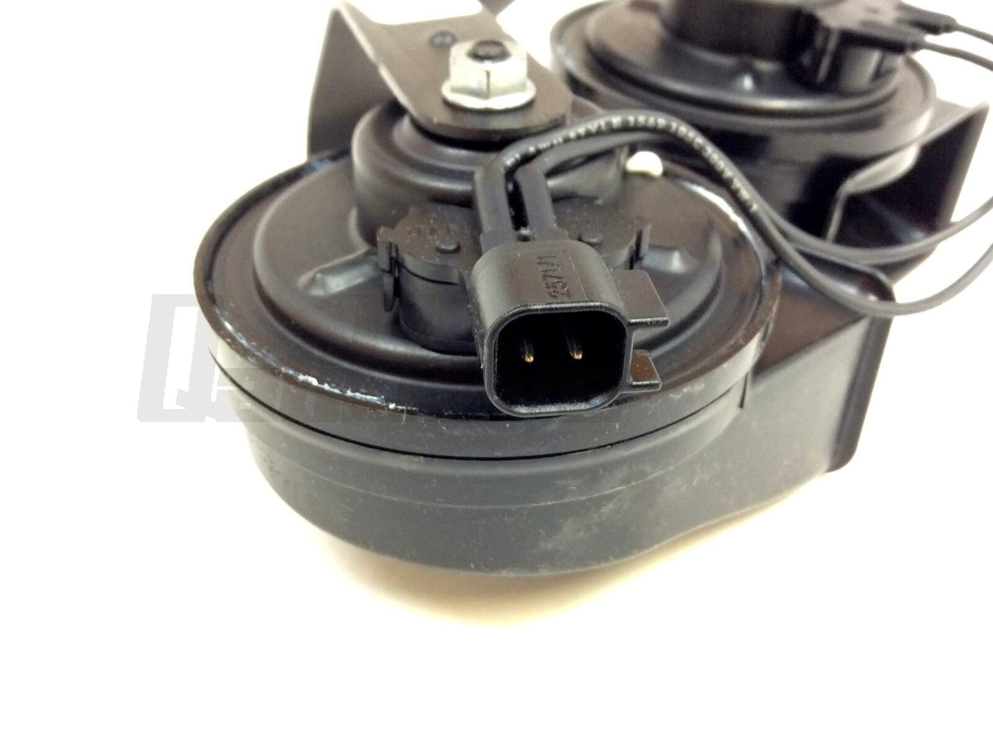 17-18 for Ford F-250 F-350 Super Electric Horn with Bracket, new OE HC3Z-13832-E