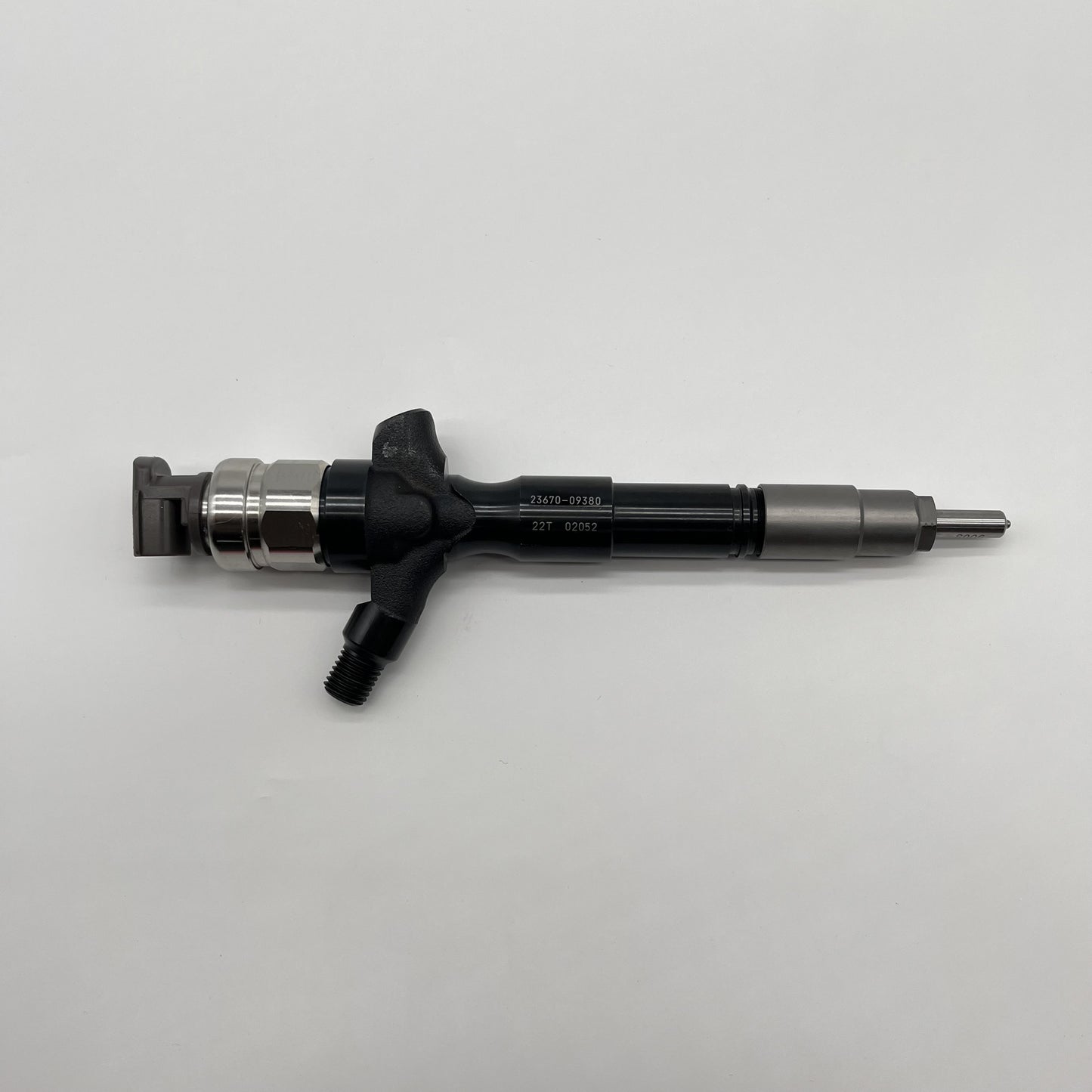 4X Common Rail Fuel Injector 295050-0810 23670-09380 for Toyota 2KD 2.5L Hilux