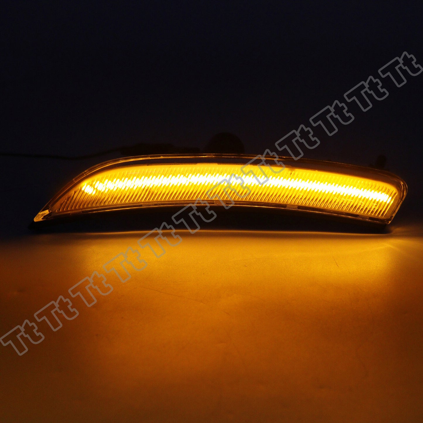 Suitable for 15-17 for Chrysler 200 transparent front and rear LED side marker lights and turn signals.