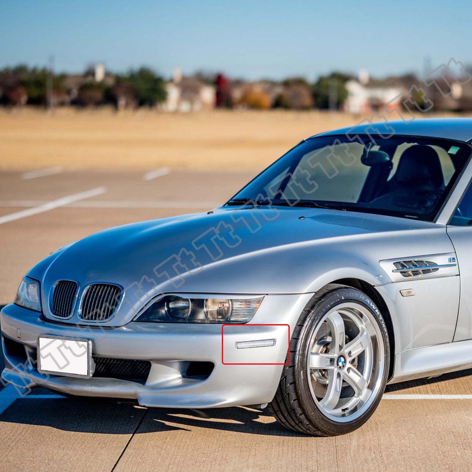 White LED front bumper side marker lights for 1996-2002 for BMW Z3 M Coupe Roadster.