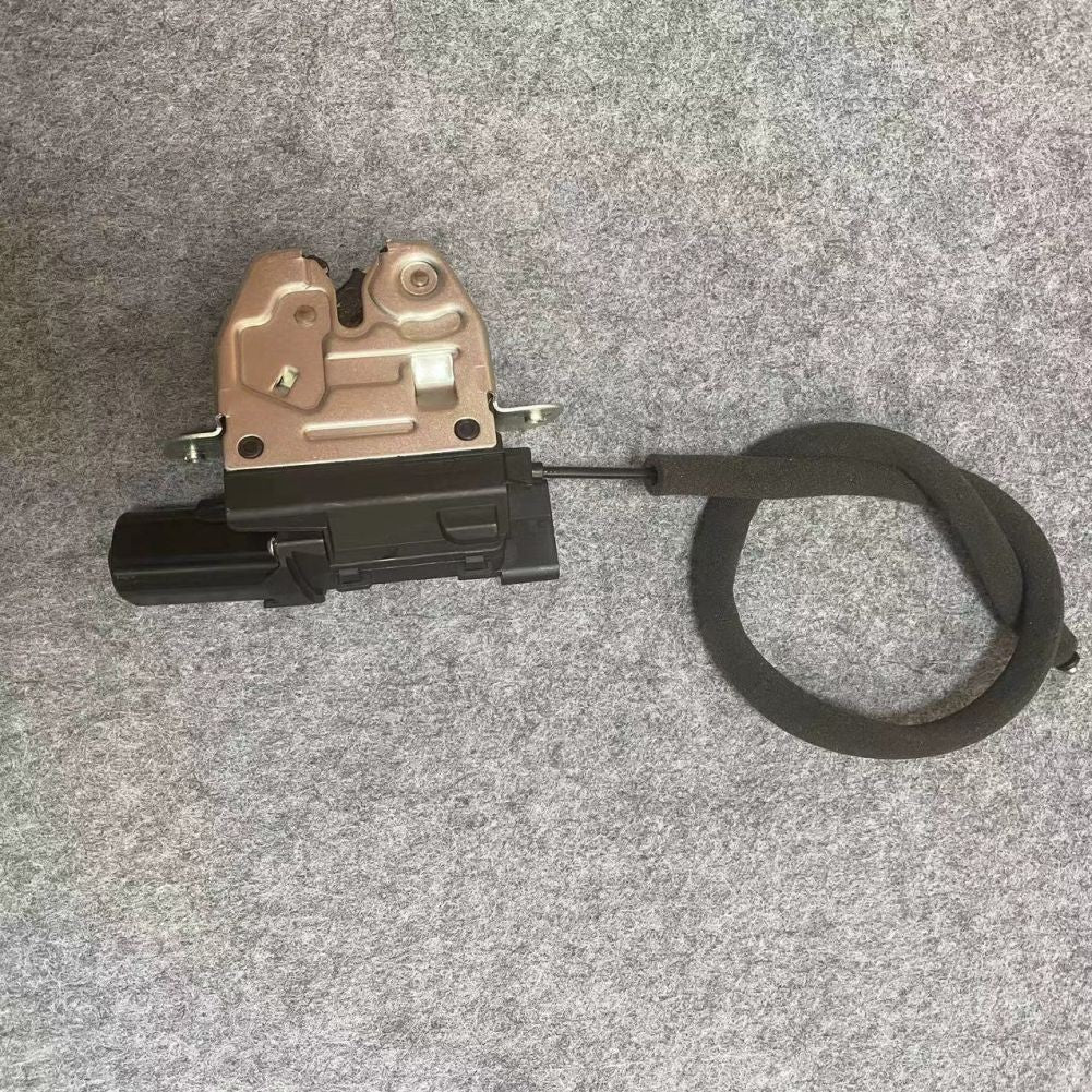 The rear liftgate lock actuator is suitable for Mercedes-Benz S-Class W222 13-22