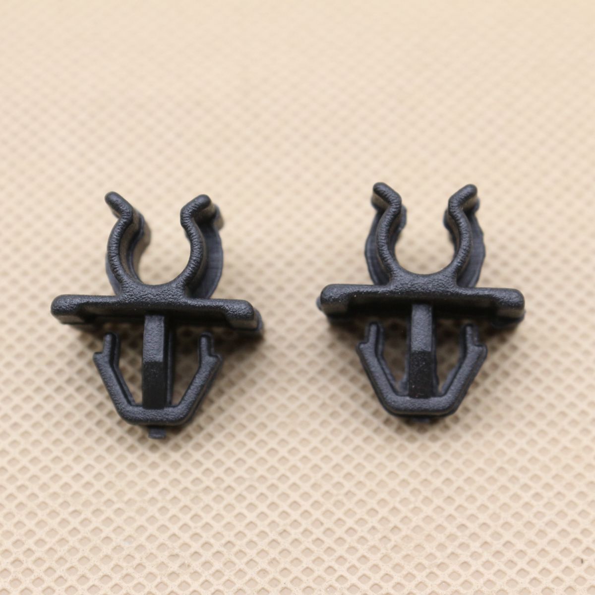 2-piece cover support rod clip 91504-SJC-A00 for Honda Ridgeline 2006-2014, new.