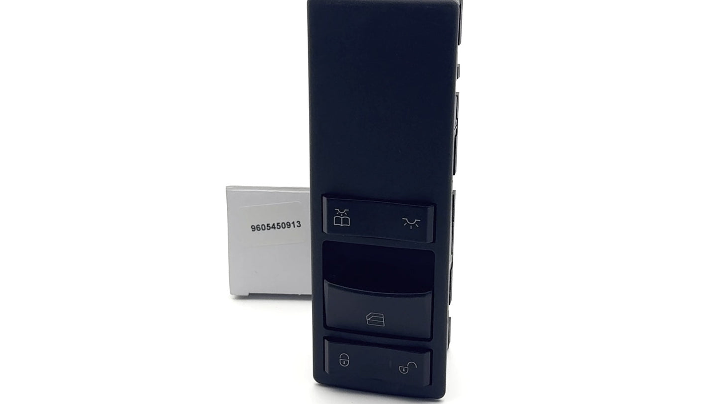 The window lift switch is suitable for Mercedes-Benz 9605450913 A9605450913