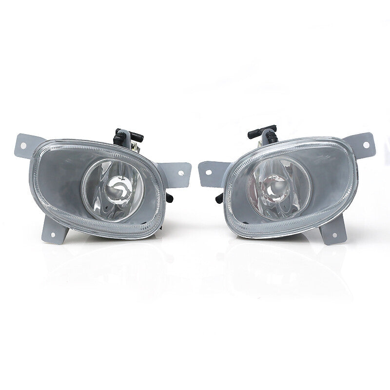 Applicable to 1999-06 for Volvo S80 dual front bumper fog lights (left and right).