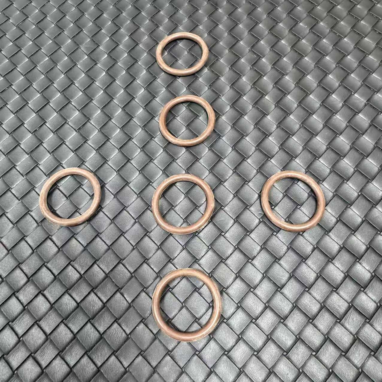 WHT003732 Engine Oil Pump Gasket for Audi R8 42