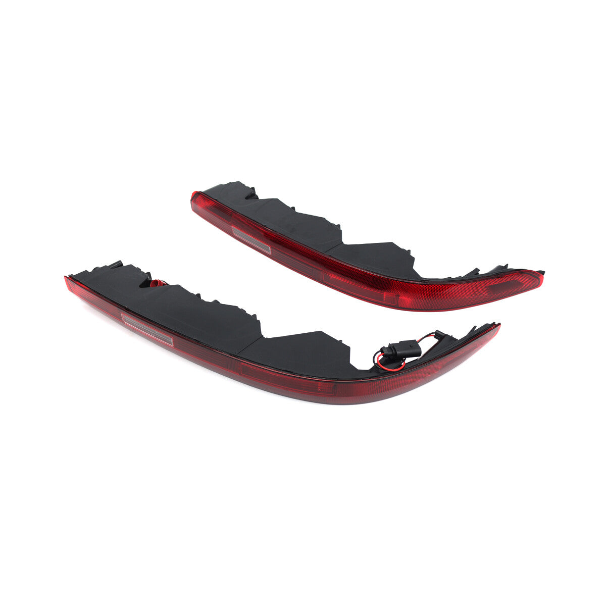A pair of rear bumper lower taillight strips with 5 bulbs for Audi Q7 2016 - 2021