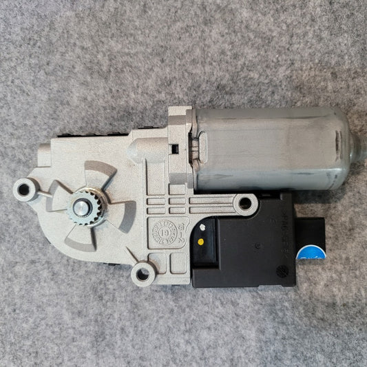 Sunroof Motor for BMW X1 F46 F45 19-22