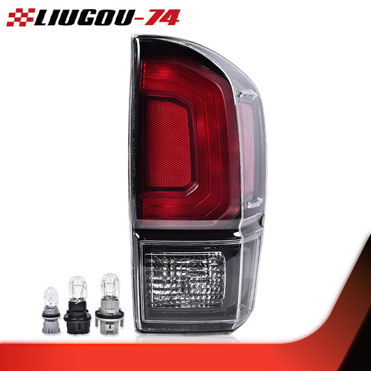 The black taillight on the right is suitable for all for Toyota Tacoma models from 2016 to 2021. (TRD PRO)