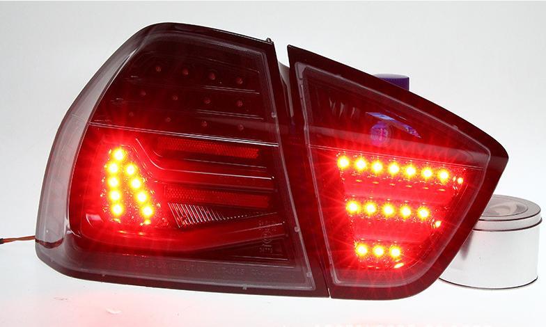 Suitable for 2005-2008 for BMW 3 Series E90 4Dr Sedan with LED flashing black taillights.
