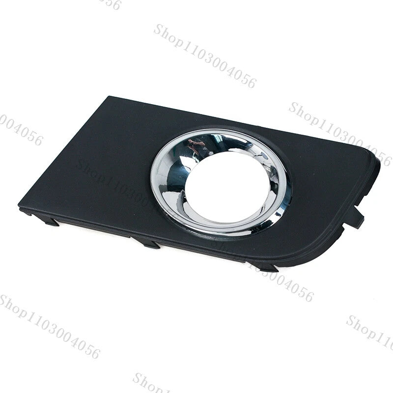 A pair of fog light frames for Volkswagen Amarok 2010-2016 car fog light trim covers.