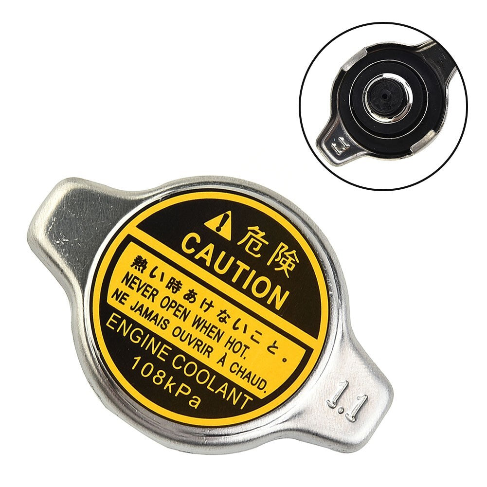 Reversing camera 95750-2B501/95750-2B502 for Hyundai Santa Fe 2010-2013 vehicles.