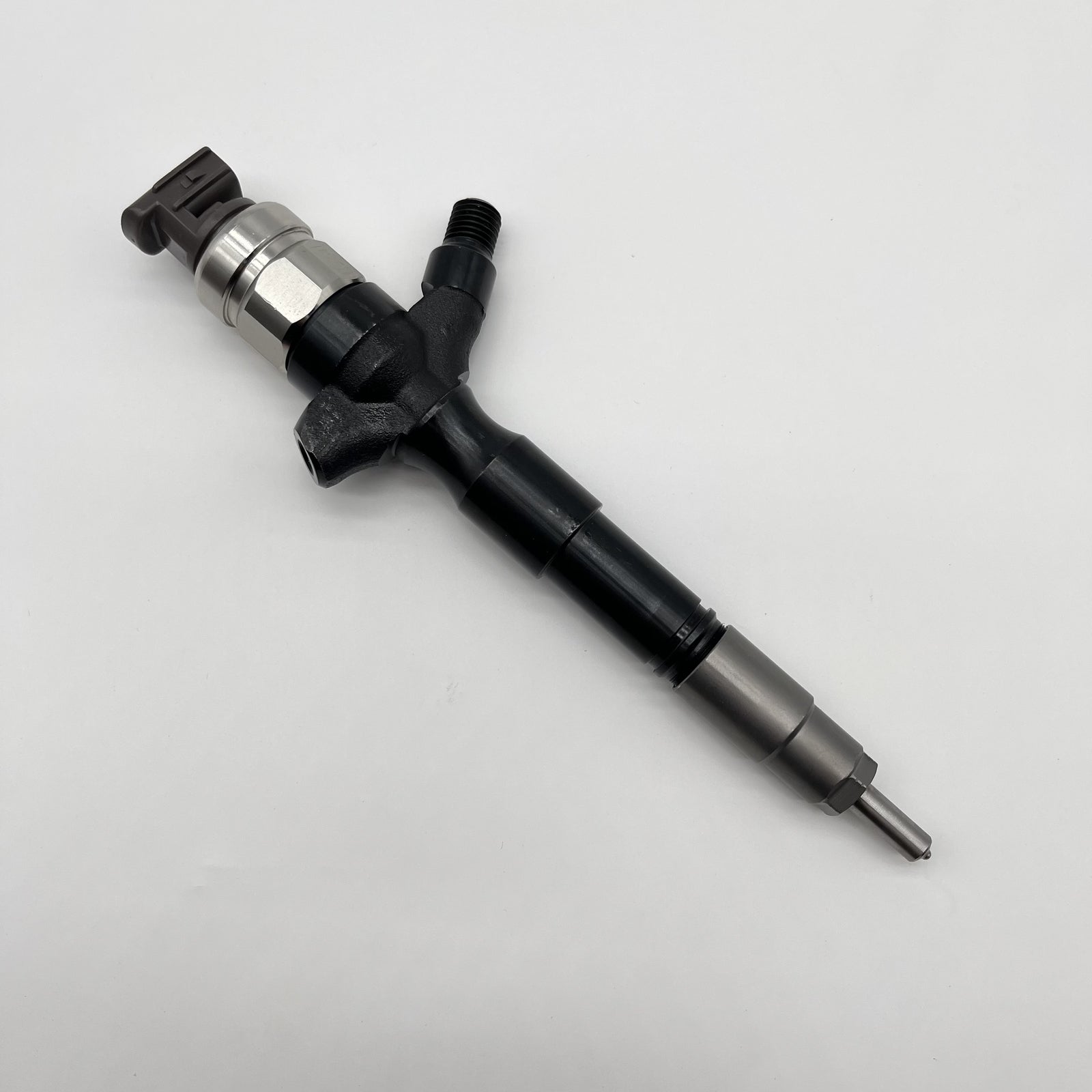 4PCS 095000-7700 23670-51030 Diesel Fuel Injector for Toyota 1VDFTV for Land Cruiser