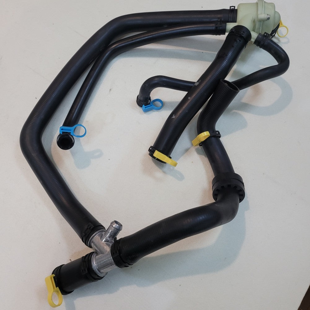 Thermostat Radiator Coolant Hose for Land Rover Discovery III 06-06