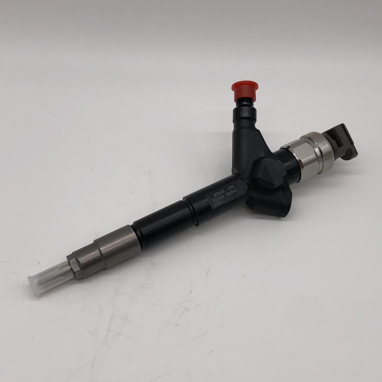 1x 16600-VM00A 095000-6240 DIESEL INJECTOR SET for NISSAN YD25 16600-VM00D