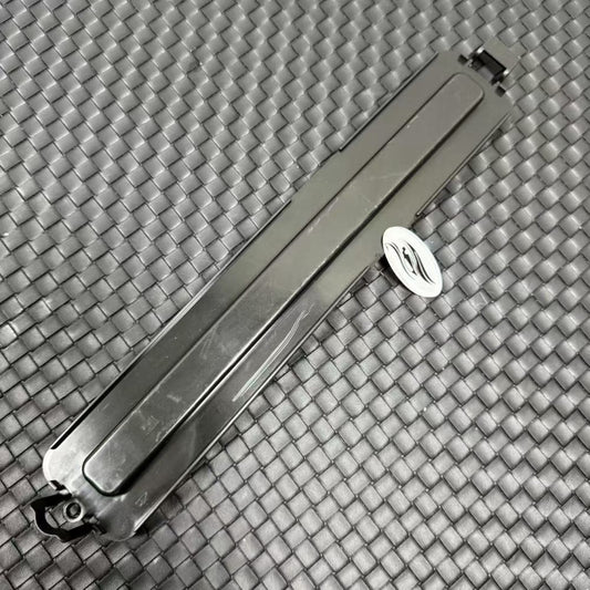 Cabin Air Filter Cover for Volkswagen Touareg 7P MK2 2011-2017 New
