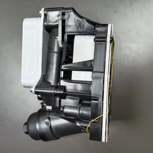Oil Filter Housing for BMW 1 3 4 5 X1 X3 X5 2015-2017