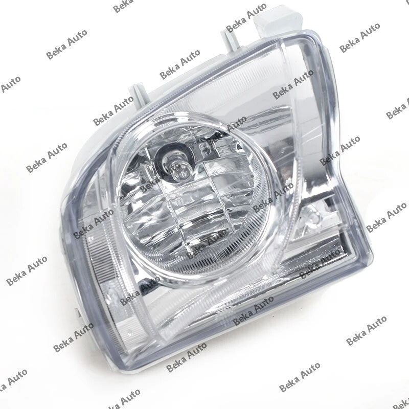 A pair of clear lens fog lights for the front bumper of LHRH vehicles suitable for LEXUS IS250 IS350 2006 - 2010.