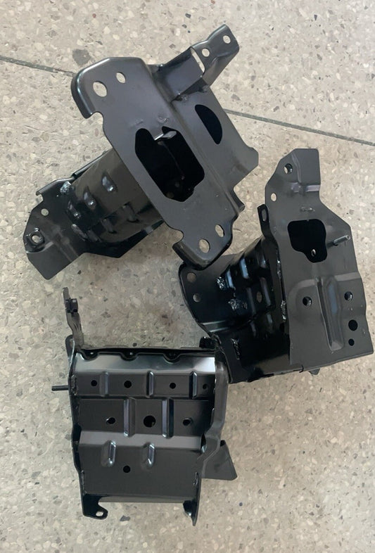 Front Left Bumper Stay Bracket 57014-0A030 for 2022-2025 for Toyota for Corolla Cross