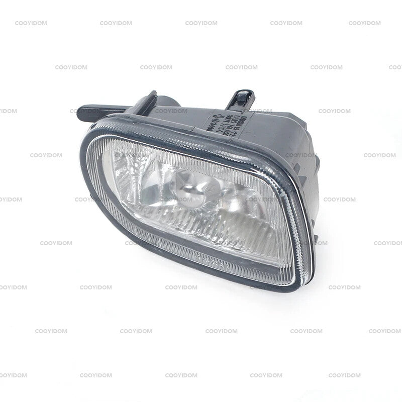 One pair of fog lights for the front bumper of for Nissan Almera Sunny 2000-2004.