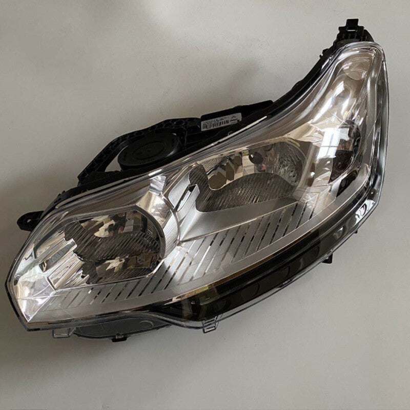 1 piece for Citroen C5 2010 2011 - 2013 right front headlight assembly, passenger side