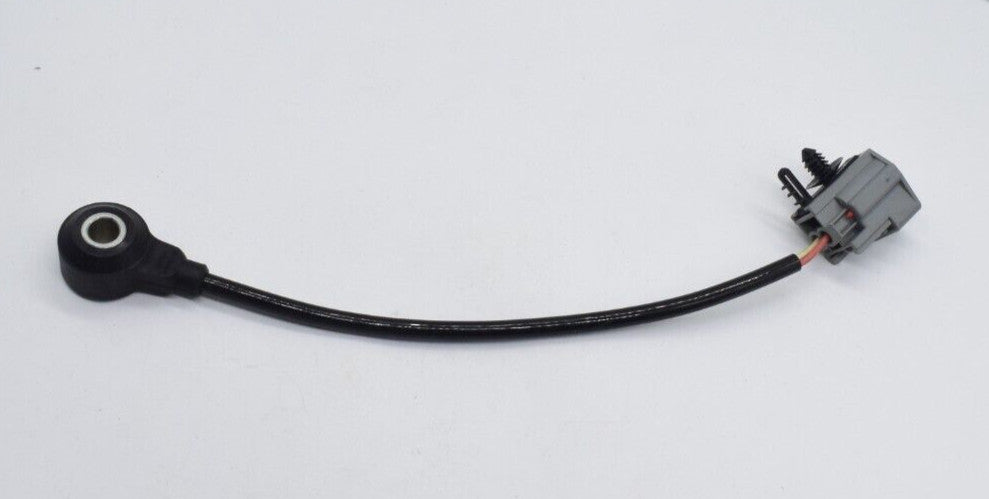 The new camshaft position sensor is compatible with 2006-2013 for Hyundai for Kia Optima Rondo 39350-3E110