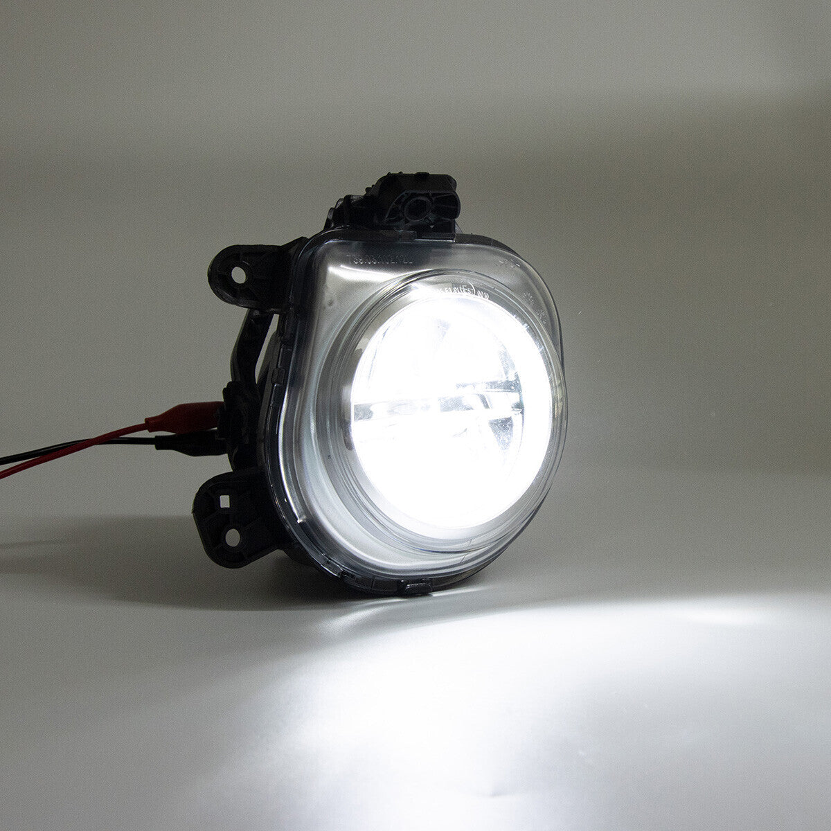 Front Left Side LED Fog Light FOR 14-16 for BMW X3 F25 X4 F26 X5 F15 F85 63177317251