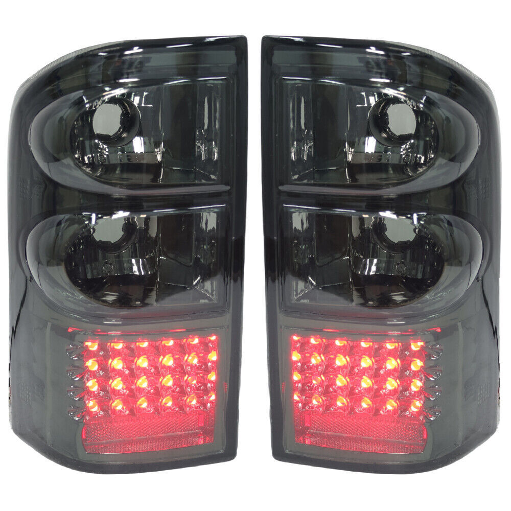 1 Pair LED Rear Tail Light Brake Lamp Smok For 1997-2004 for Nissan Patrol GU Y61