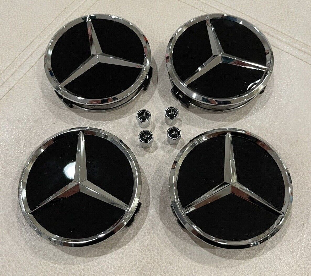 8-piece black/chrome alloy set for wheel center caps and tire air caps