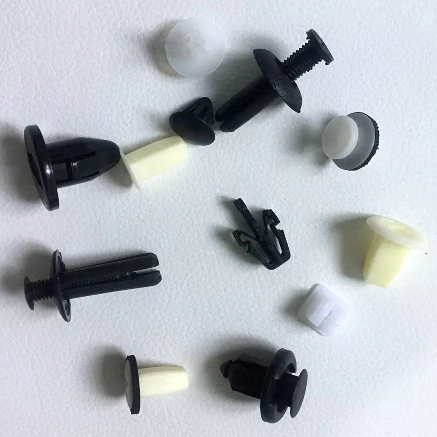 New 370X for Mitsubishi Trim Clip Retainer Panel Bumper Body Fastener Assortment