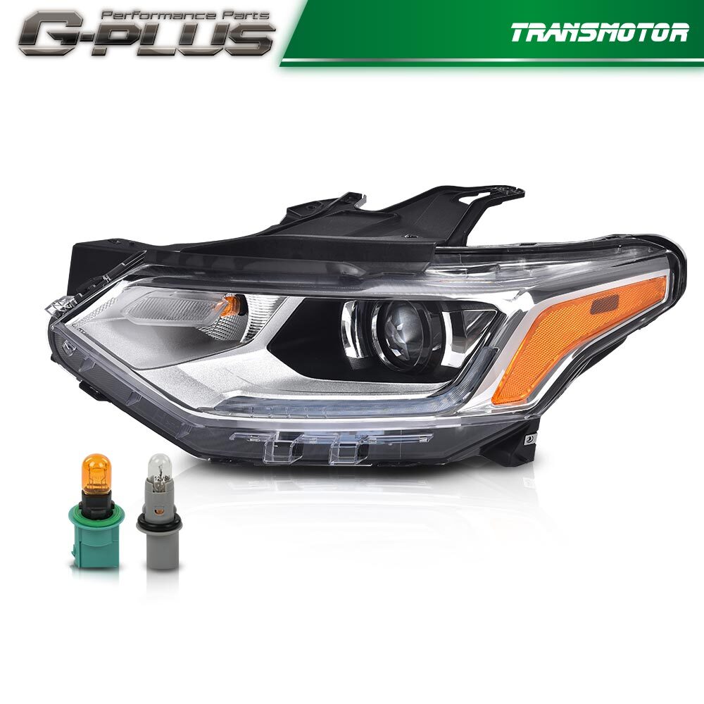 Suitable for 2018-2021 for Chevrolet Traverse chrome HID/xenon headlights with LED DRL on the left side.