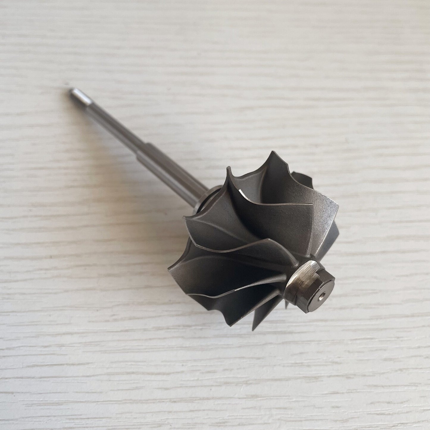 TD04L 41.2/47.2mm 9-blade turbine shaft/turbine wheel/turbine shaft