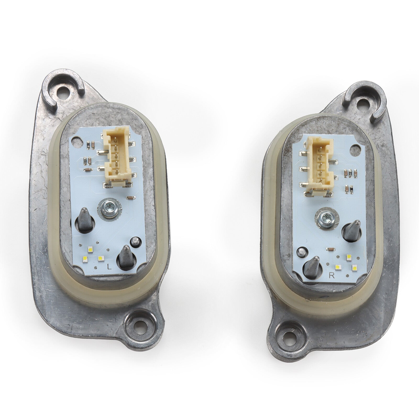 2PCS Xenon Headlight 8V0998473 8V0998474 for AUDI A3 S3 Light LR DRL module