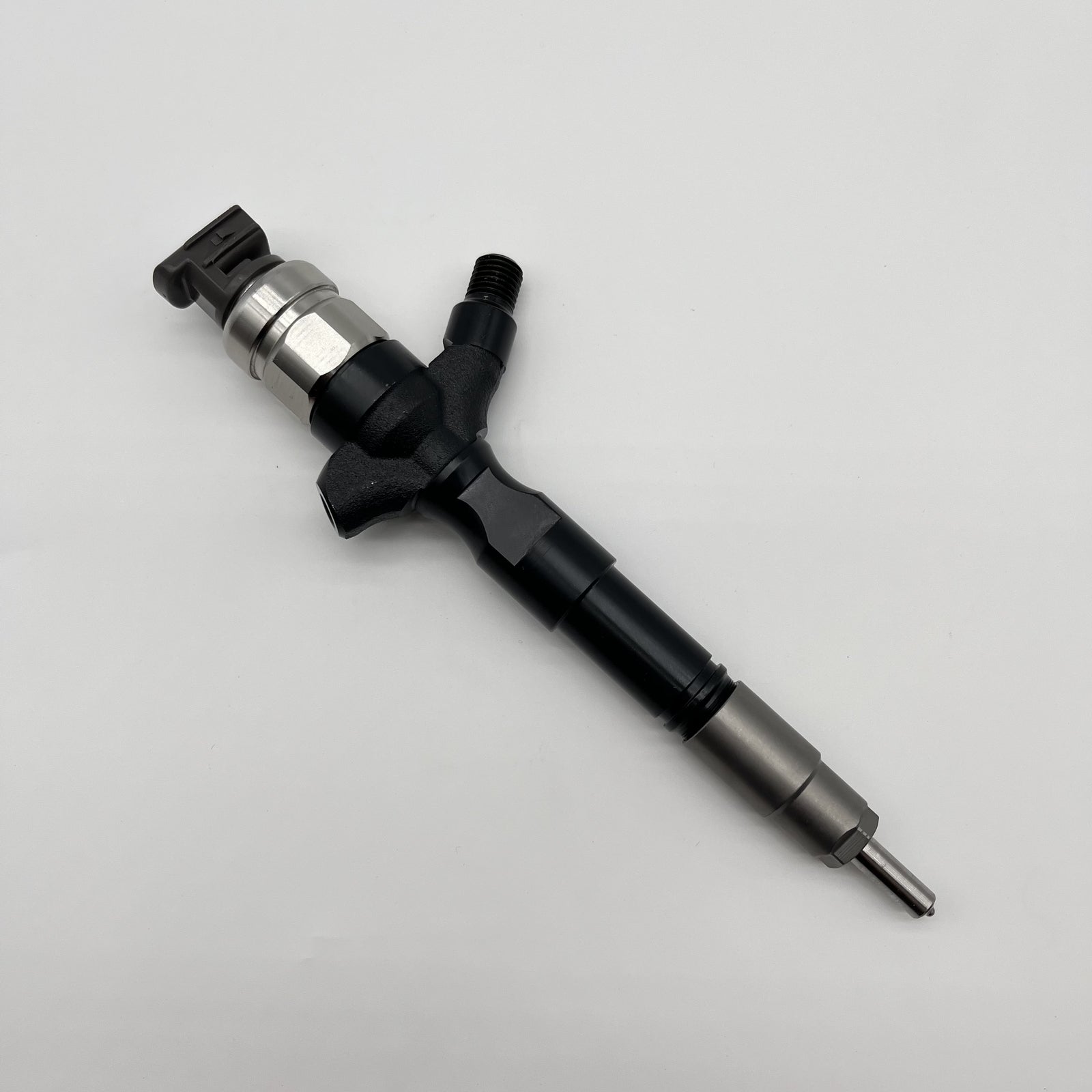 4X Diesel Fuel Injector 095000-7750 23670-30300 for Toyota HILUX VIGO 2KD Hiace