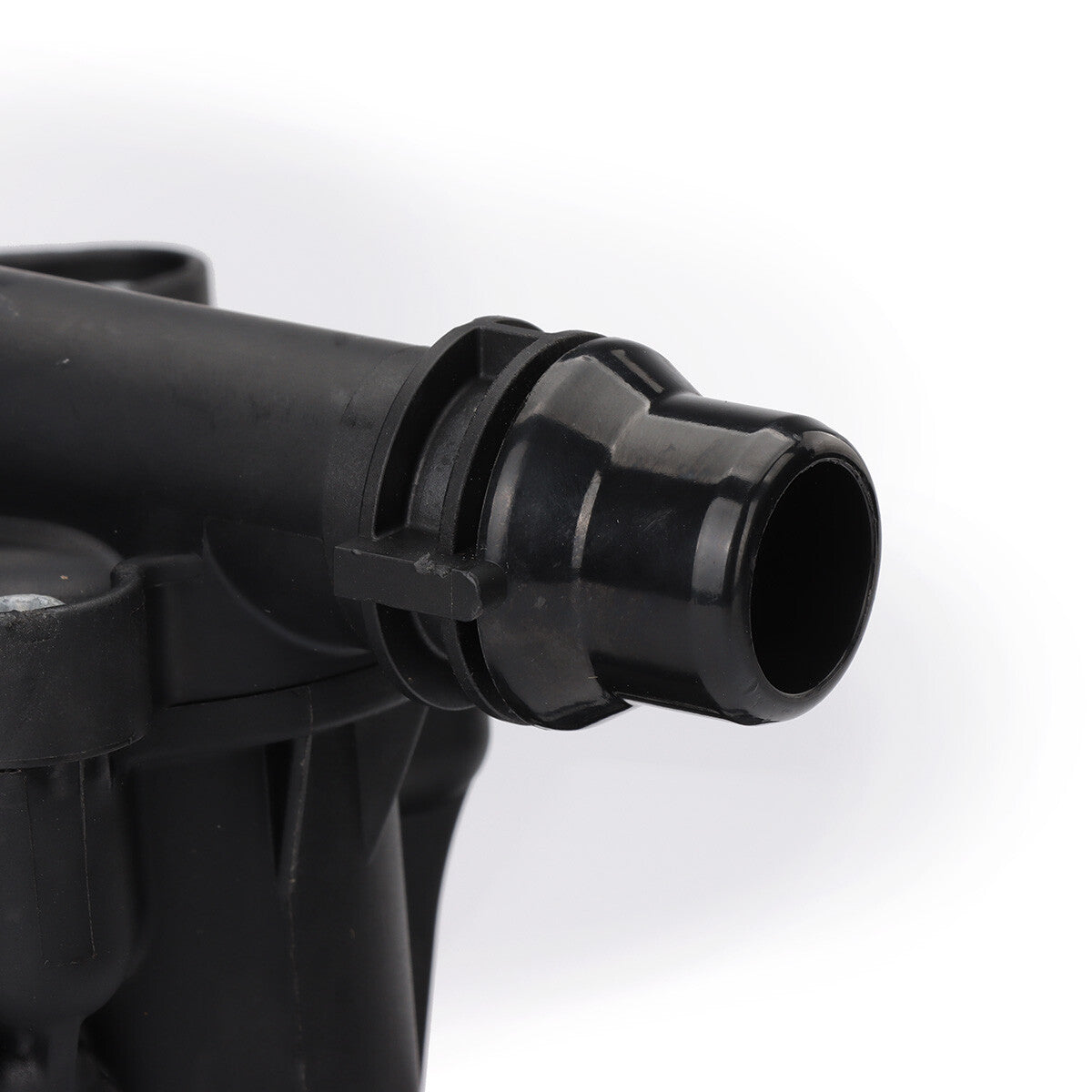 new coolant thermostat assembly for BMW 330i, 430i, 530i, and 540i (model number 11537644811).