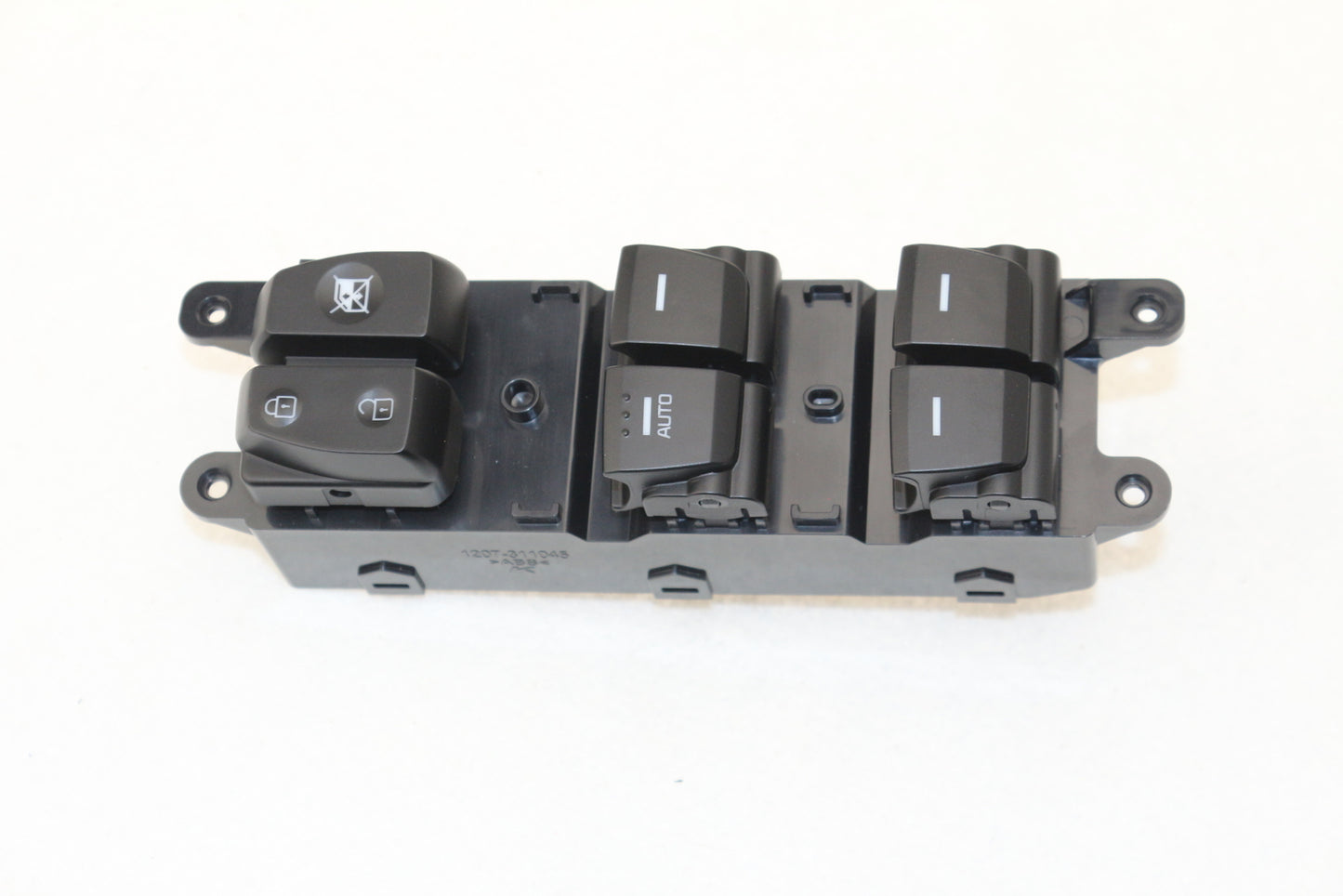 Driver Side Master Power Window Switch 93570-A01004X for Hyundai IX25 2014-2019