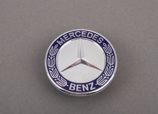 for Mercedes-Benz C-Class/E-Class hooded badge (OE-)