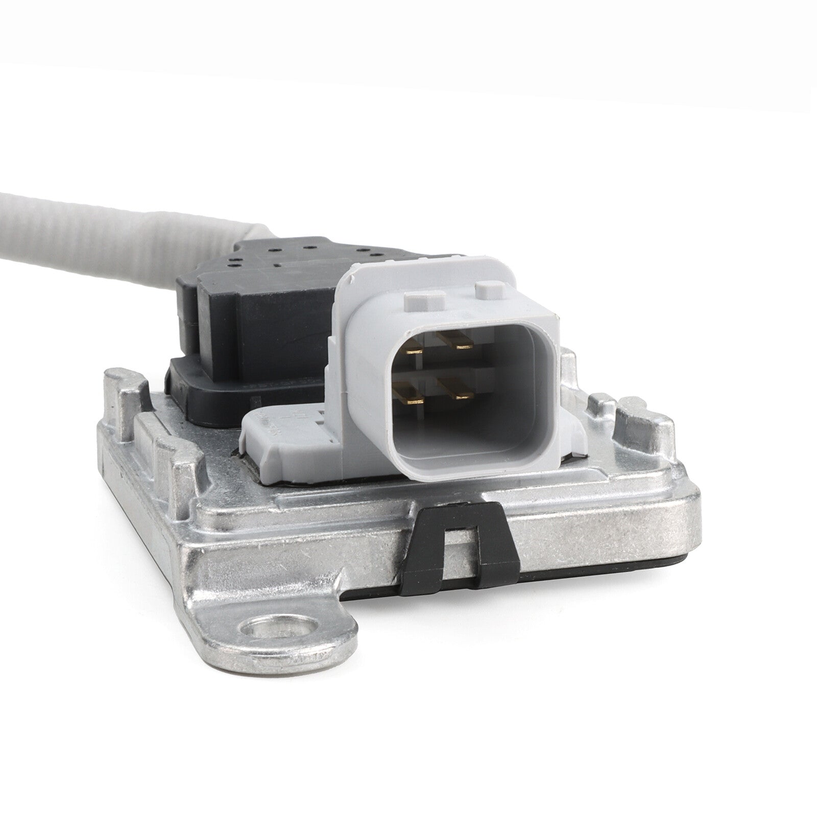 new nitrogen oxide sensor (NOx) for Freightliner Cascadia 11.9L, 12.8L, and 14.8L vehicles, nitrogen gas A01015328