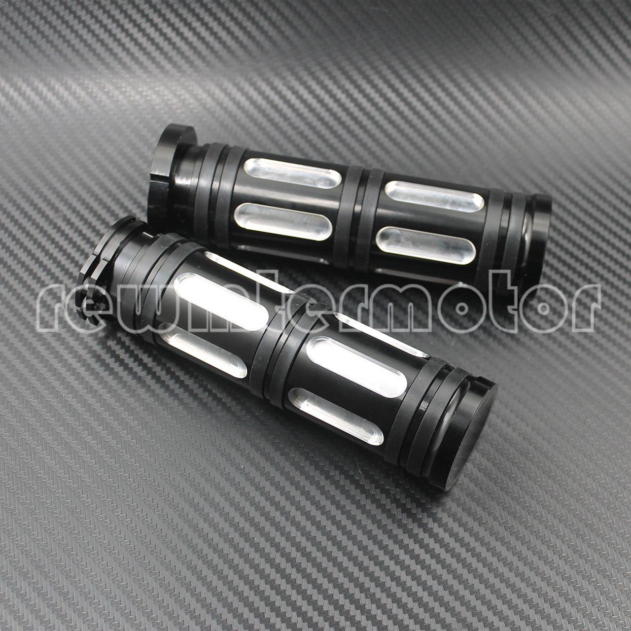 1 Motorcycle Hand Grips Handle Bar CNC Cut Fit for Harley XL883 XL1200 48 Dyna