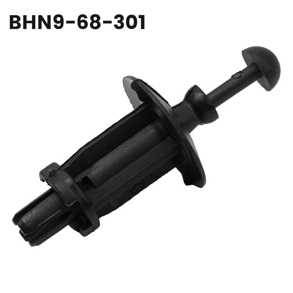Plastic tailgate latch with higher-grade electrical components for Mazda CX-3