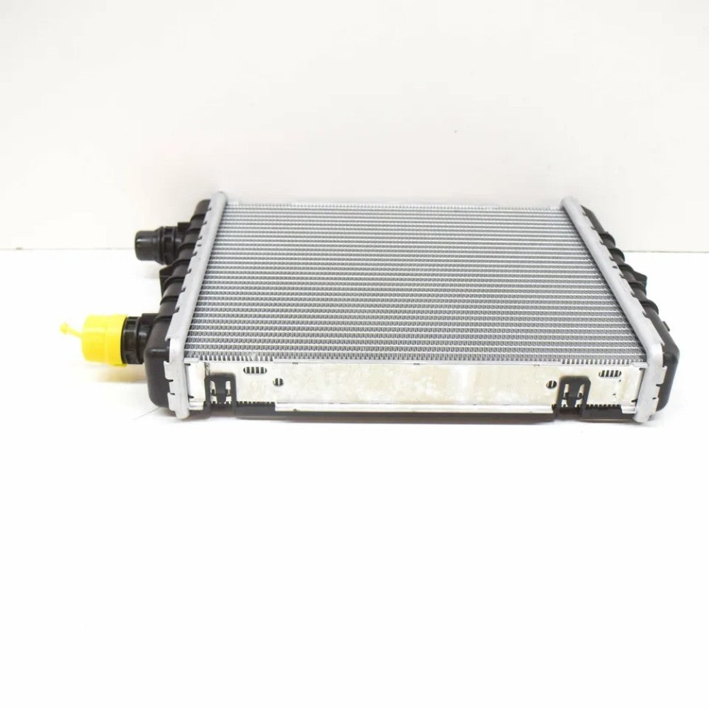 Engine coolant auxiliary radiator suitable for Mercedes AMG 63 W213 W222 17-20