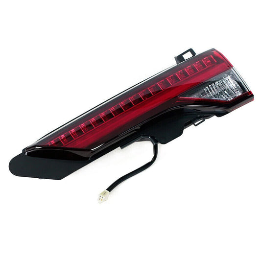 Right inner LED taillight and rear brake light applicable to for Mitsubishi Outlander 2022-2024