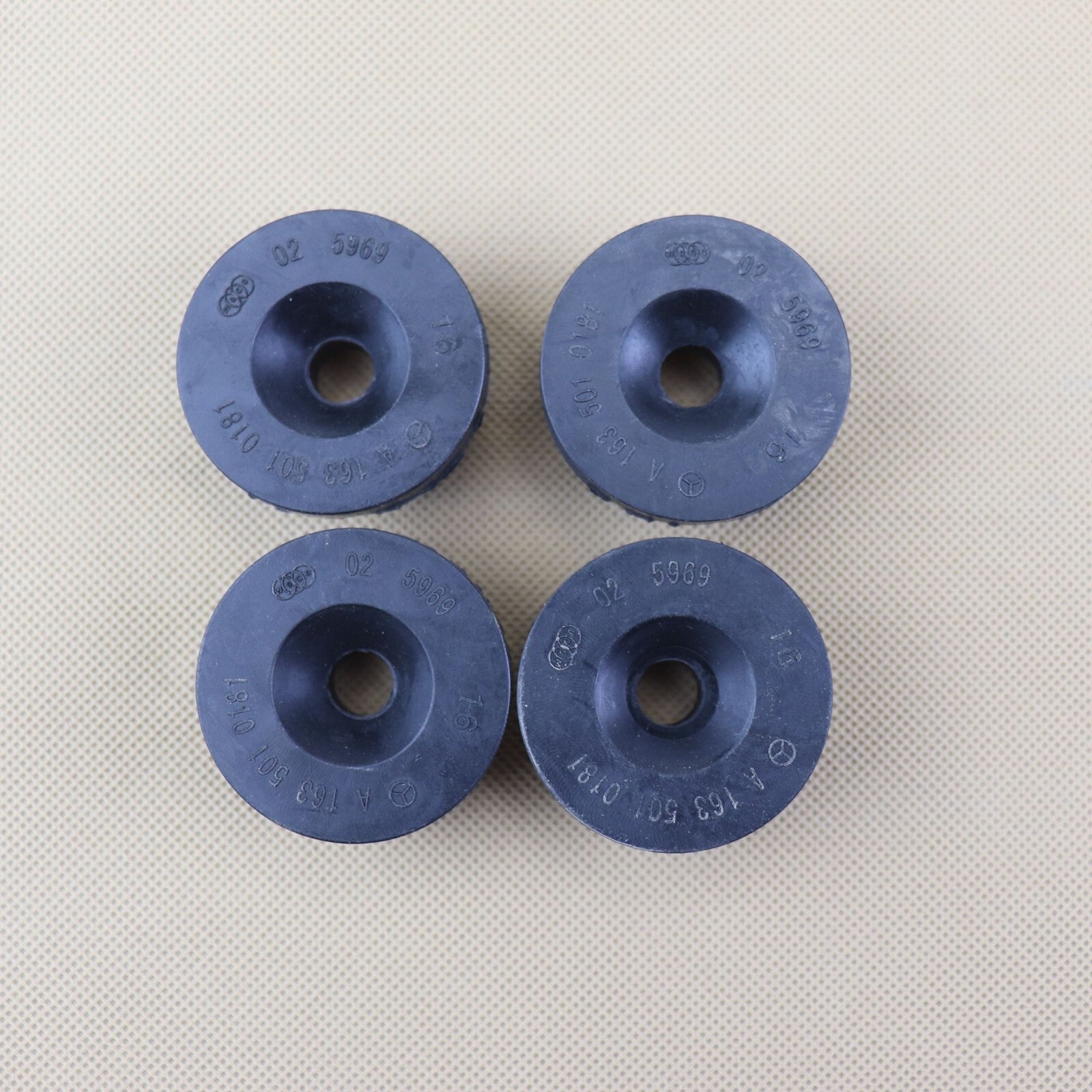 4pcs Radiator Mounting Grommet 1635010181 for Mercedes W163 ML350 GL450